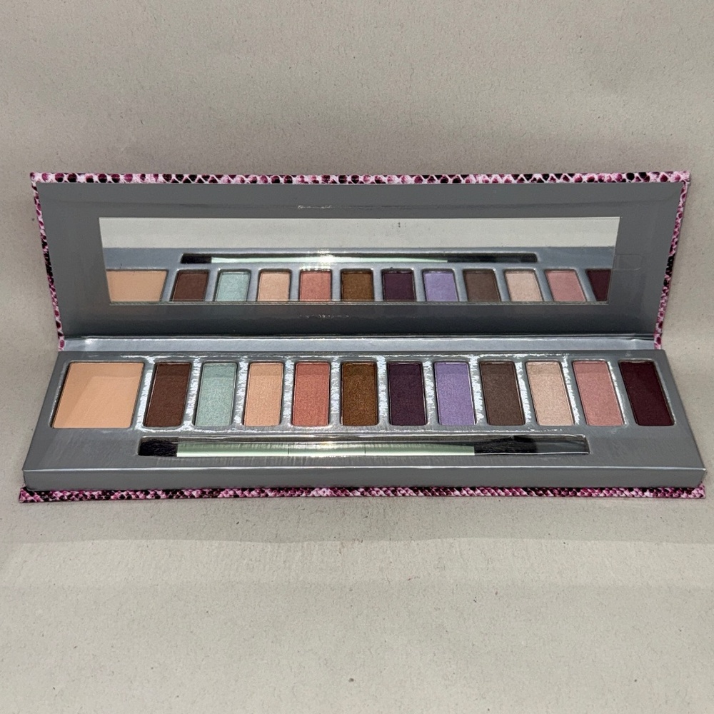 Mally CityChick Loving Life Shadow Palette NEW